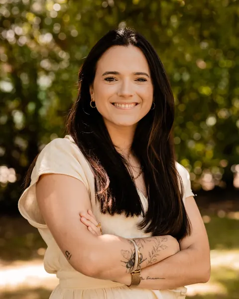 Retrato de Carolina Lopes, Assistente Social e Assistente de Direção Técnica